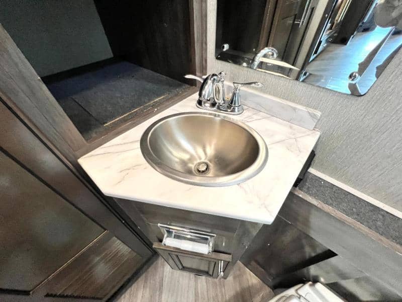 2023 Holiday Rambler 2023 Holiday Rambler Invicta - thumbnail 63