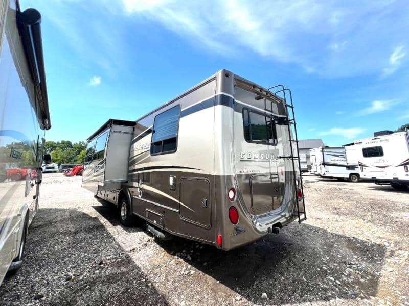 2013 Coachmen 2013 Coachmen Concord - thumbnail 8