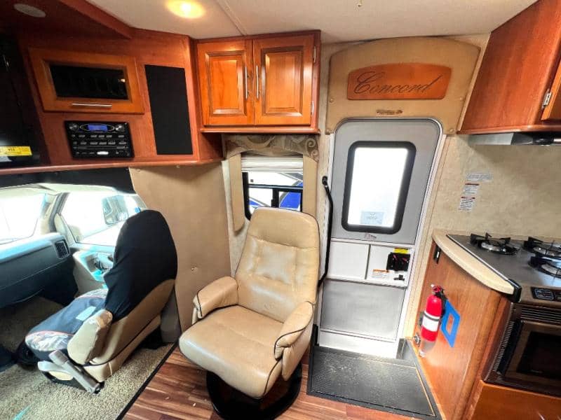 2013 Coachmen 2013 Coachmen Concord - thumbnail 26