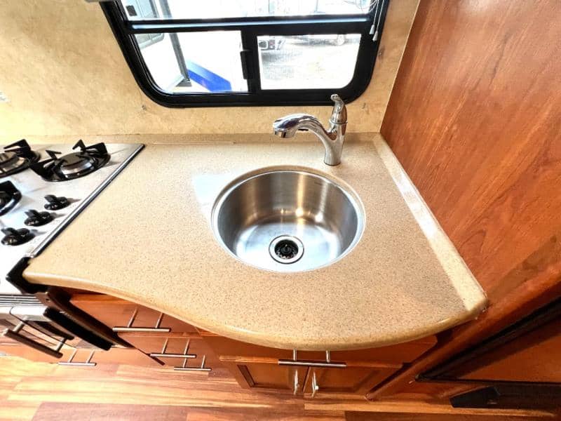 2013 Coachmen 2013 Coachmen Concord - thumbnail 34