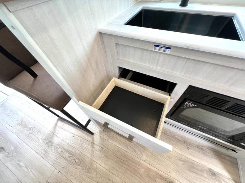 2026 Forest River 2026 Forest River Surveyor Legend - thumbnail 24