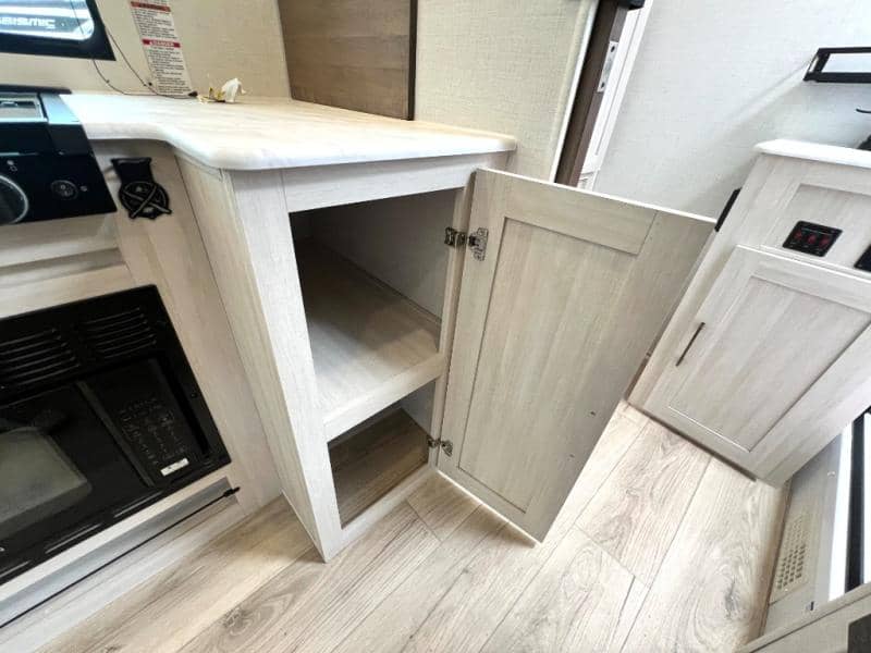 2026 Forest River 2026 Forest River Surveyor Legend - thumbnail 26