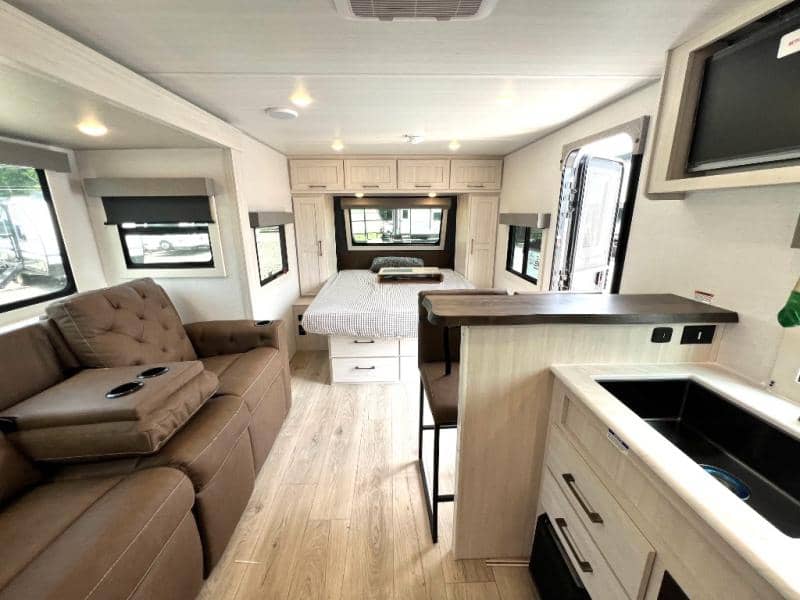 2026 Forest River 2026 Forest River Surveyor Legend - thumbnail 28