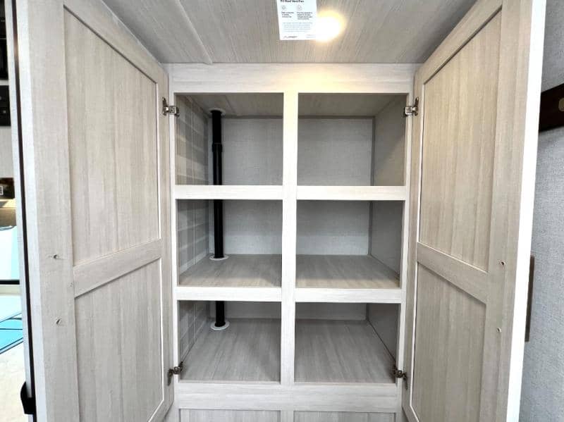 2026 Forest River 2026 Forest River Surveyor Legend - thumbnail 40