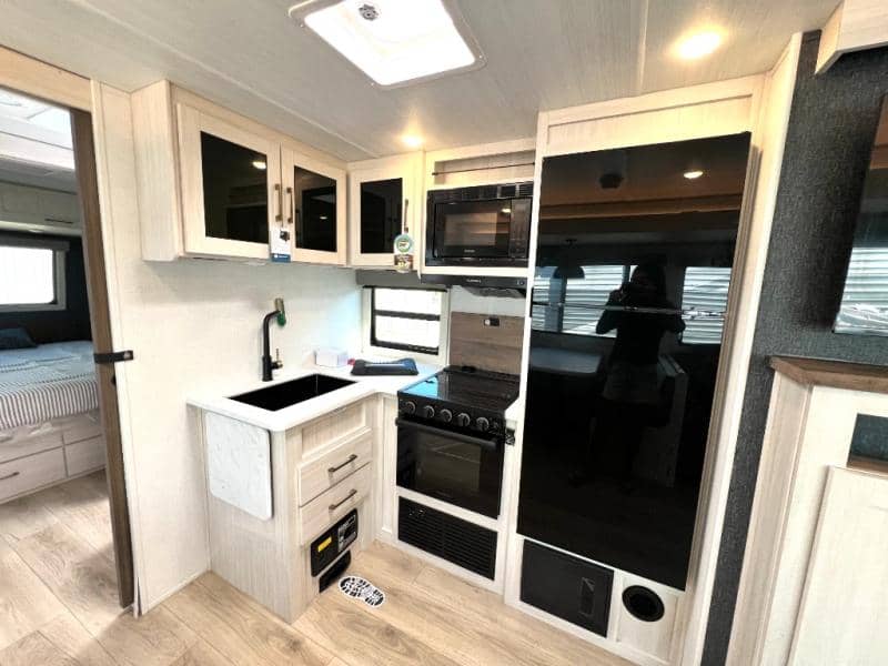 2026 Forest River 2026 Forest River Surveyor Legend - thumbnail 17