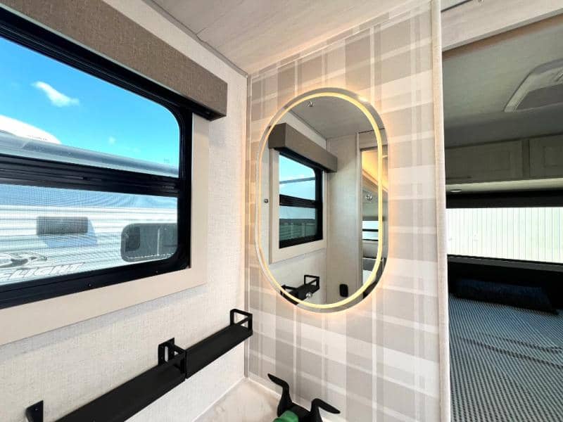 2026 Forest River 2026 Forest River Surveyor Legend - thumbnail 26