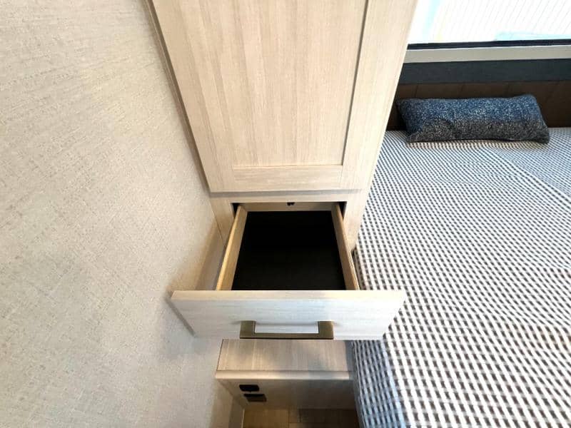 2026 Forest River 2026 Forest River Surveyor Legend - thumbnail 36