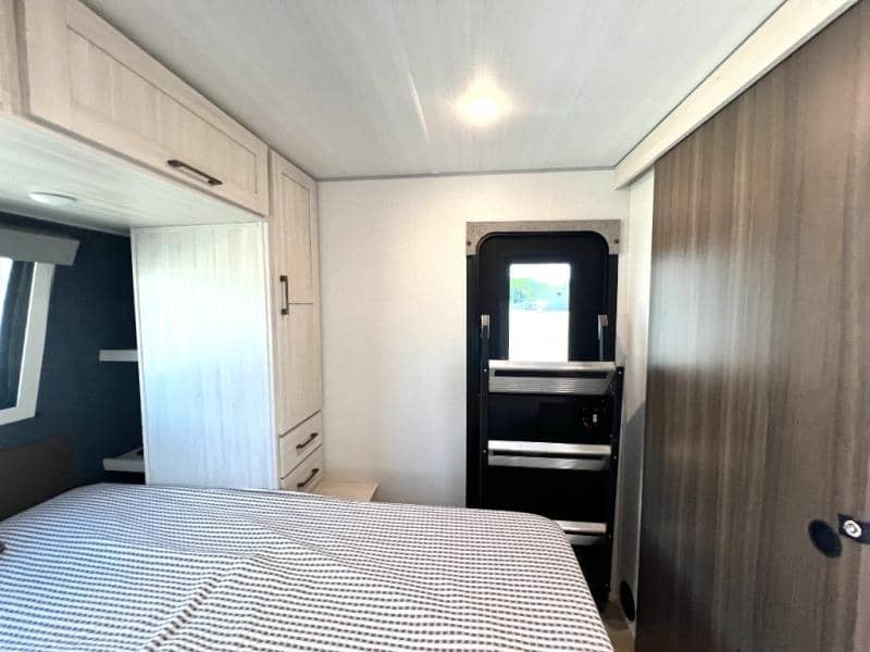 2026 Forest River 2026 Forest River Surveyor Legend - thumbnail 37