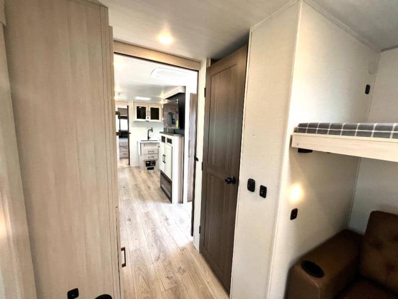 2026 Forest River 2026 Forest River Surveyor Legend - thumbnail 45