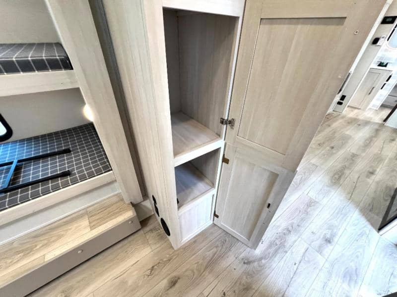 2026 Forest River 2026 Forest River Surveyor Legend - thumbnail 51