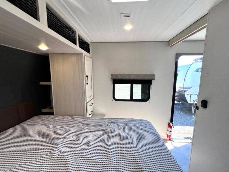 2026 Forest River 2026 Forest River Surveyor Camp Series - thumbnail 4