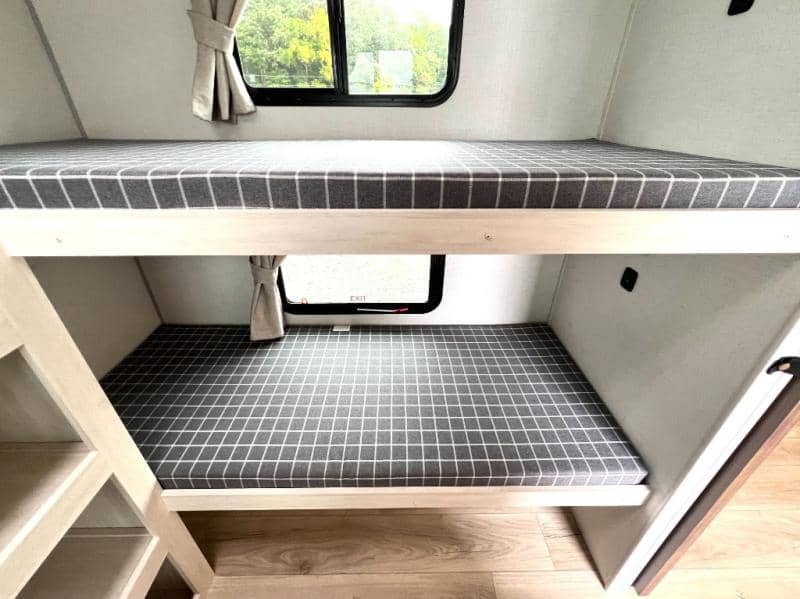 2026 Forest River 2026 Forest River Surveyor Camp Series - thumbnail 4