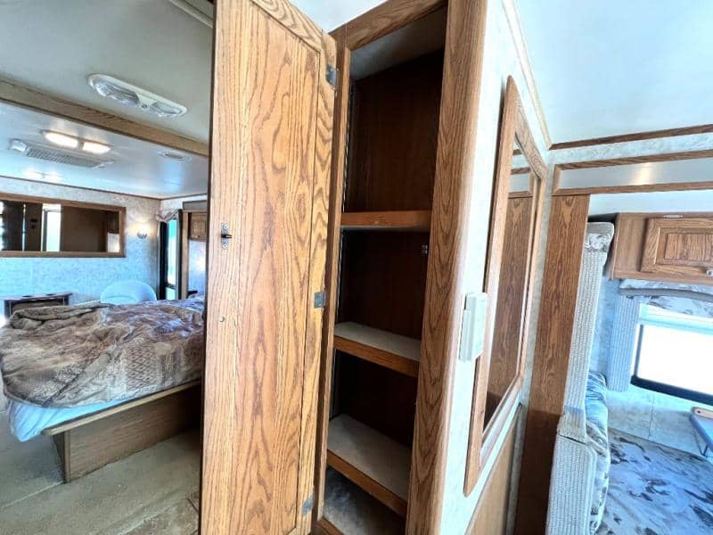 2008 Tiffin 2008 Tiffin Allegro - thumbnail 47