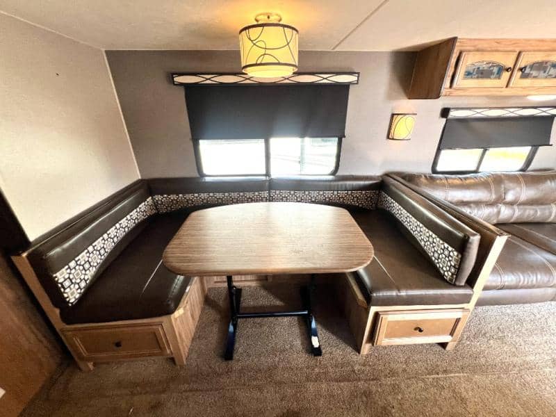 2018 Coachmen 2018 Coachmen FREEDOM EXPRESS - thumbnail 23