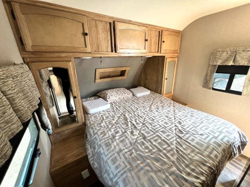 2018 Coachmen 2018 Coachmen FREEDOM EXPRESS - thumbnail 26