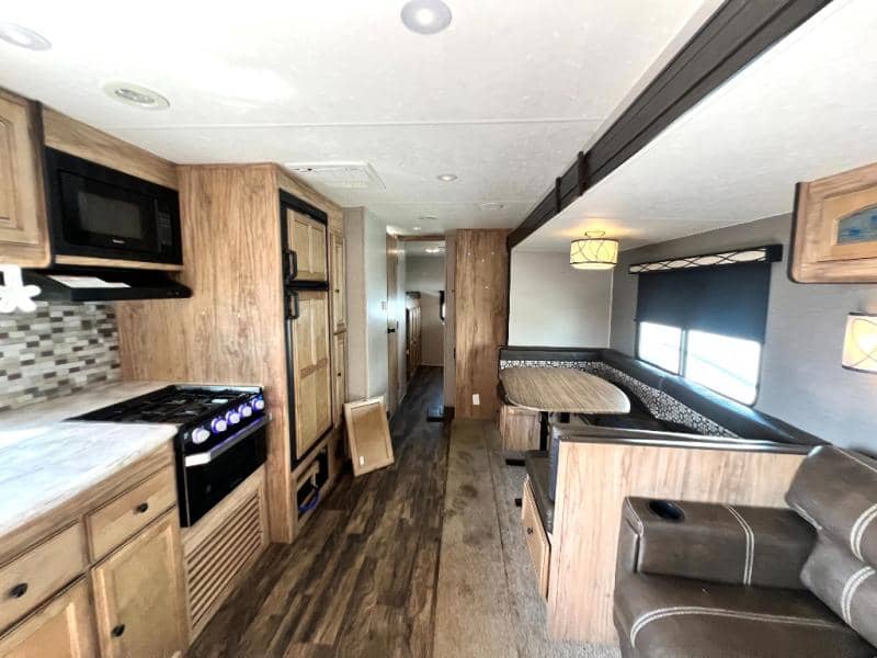 2018 Coachmen 2018 Coachmen FREEDOM EXPRESS - thumbnail 29