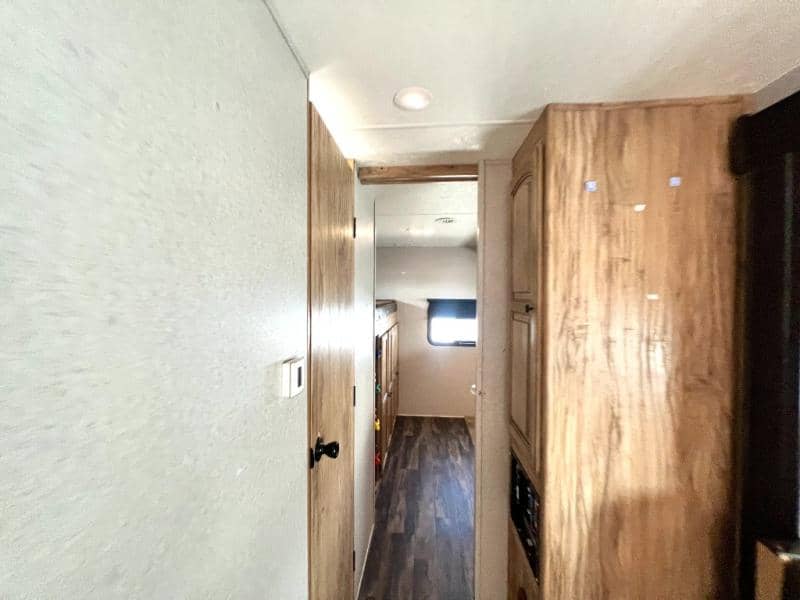 2018 Coachmen 2018 Coachmen FREEDOM EXPRESS - thumbnail 30