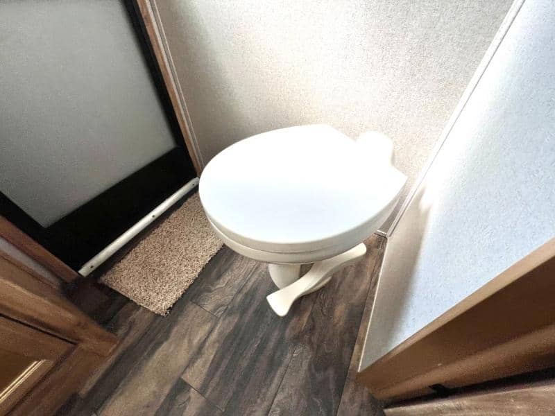 2018 Coachmen 2018 Coachmen FREEDOM EXPRESS - thumbnail 38