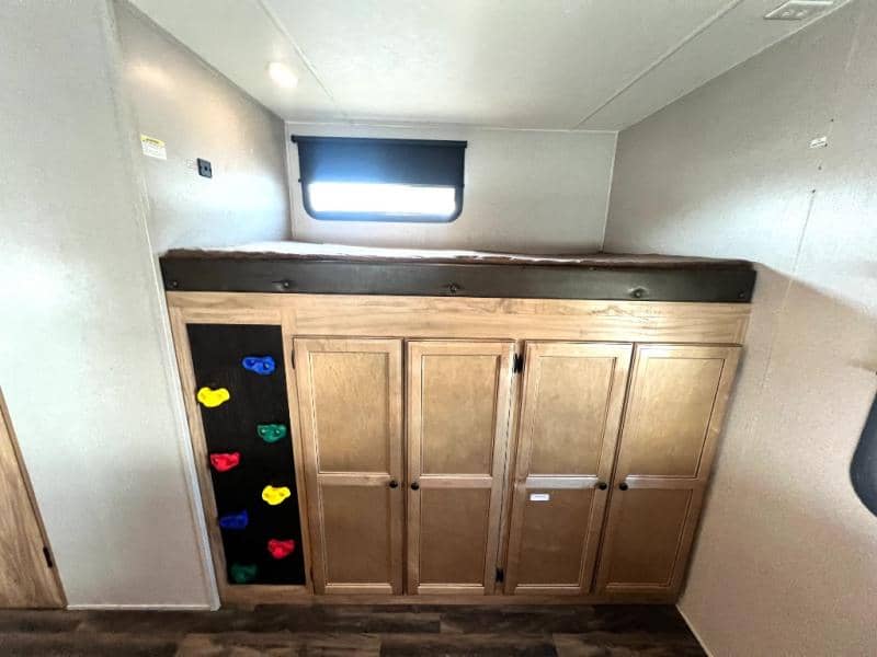 2018 Coachmen 2018 Coachmen FREEDOM EXPRESS - thumbnail 42