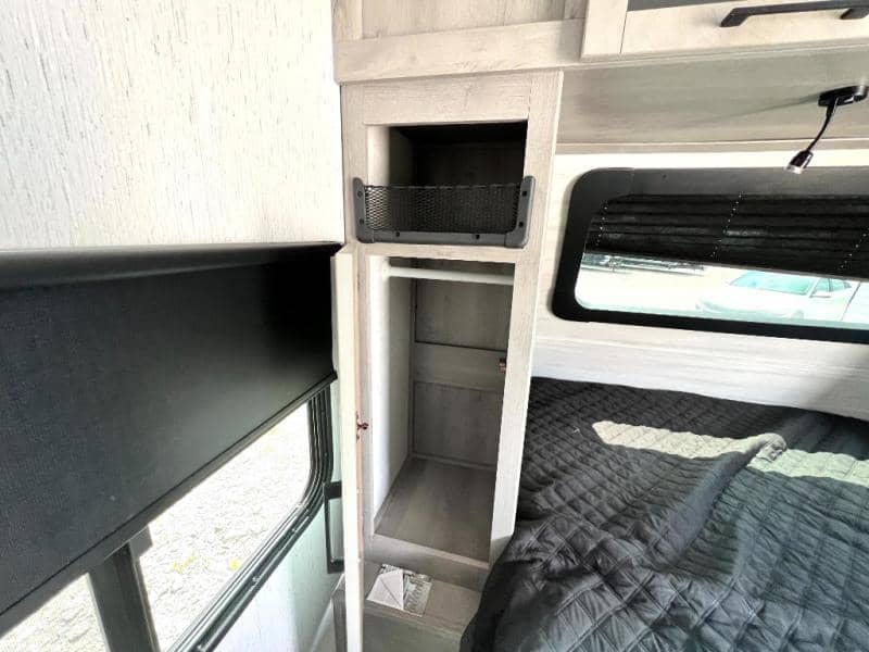 2022 Dutchmen 2022 Dutchmen Kodiak Cub - thumbnail 3