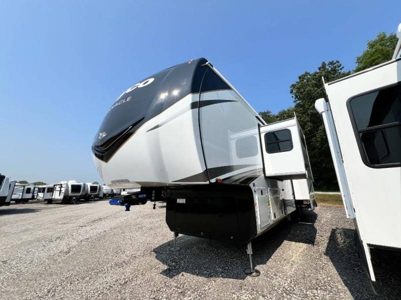 2026 Jayco 2026 Jayco Pinnacle - thumbnail 5
