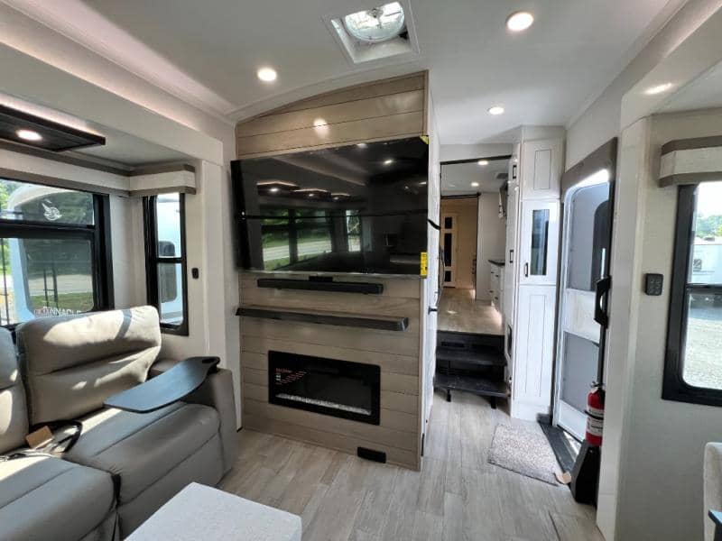 2026 Jayco 2026 Jayco Pinnacle - thumbnail 20