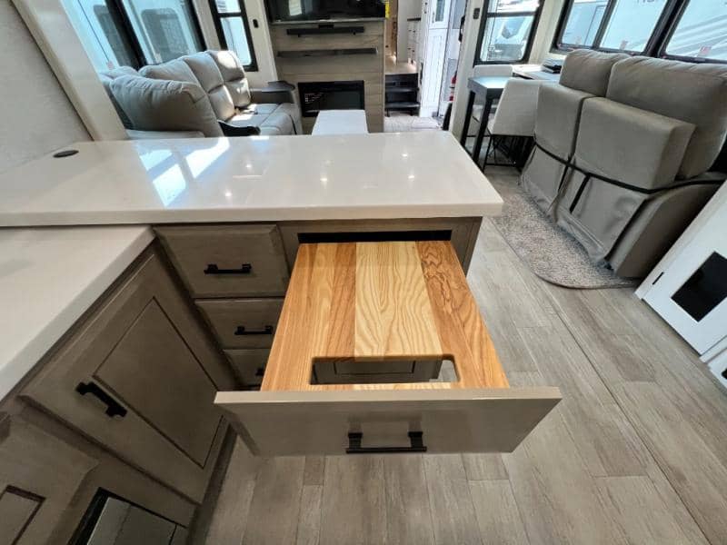 2026 Jayco 2026 Jayco Pinnacle - thumbnail 39