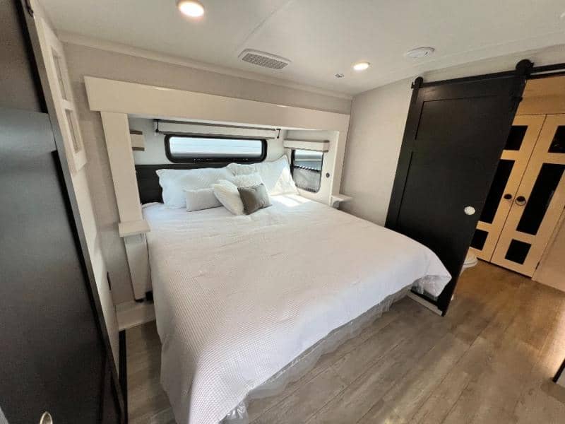 2026 Jayco 2026 Jayco Pinnacle - thumbnail 48