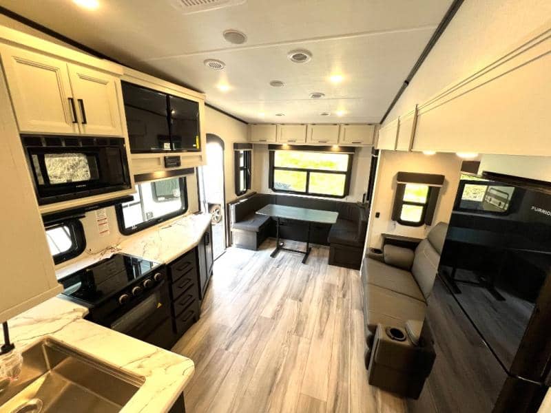 2026 Keystone RV 2026 Keystone RV Arcadia Select - thumbnail 4