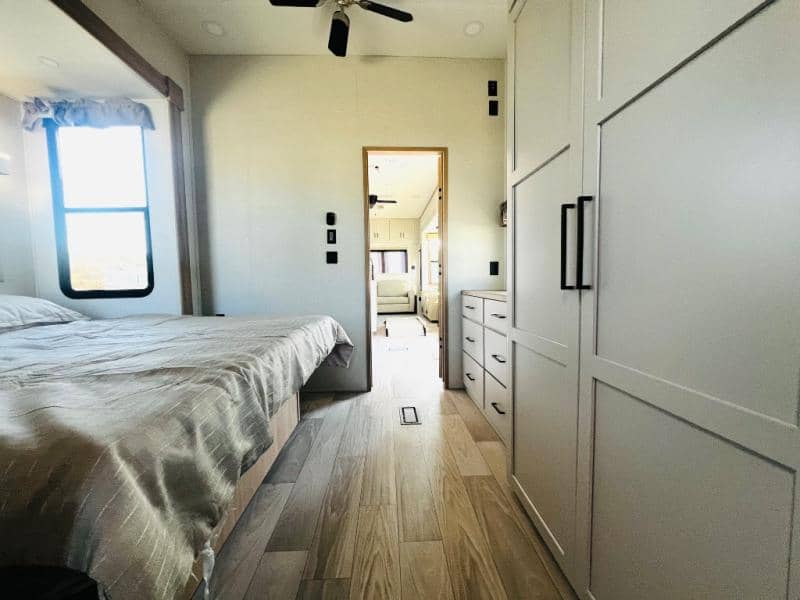 2026 Forest River 2026 Forest River Sierra - thumbnail 33