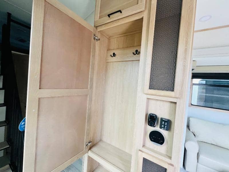 2026 Forest River 2026 Forest River Sierra - thumbnail 29