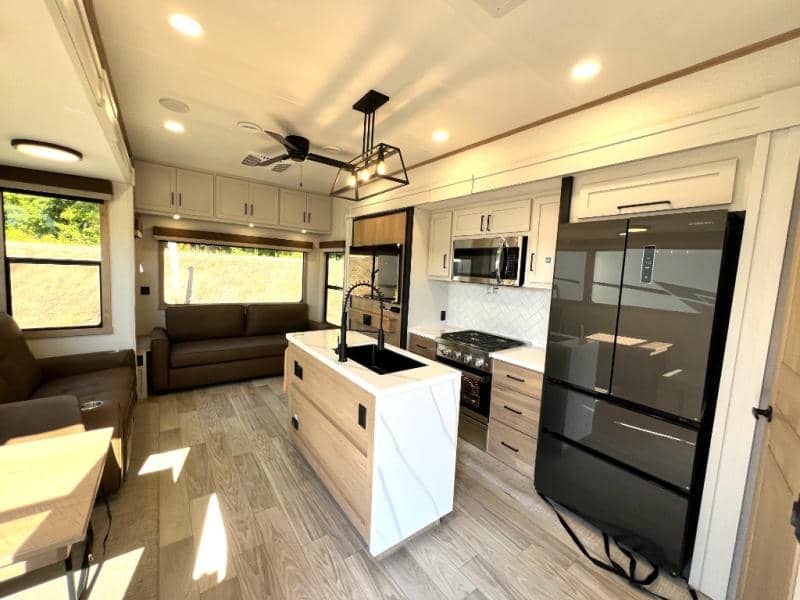 2026 Forest River 2026 Forest River Sierra - thumbnail 18