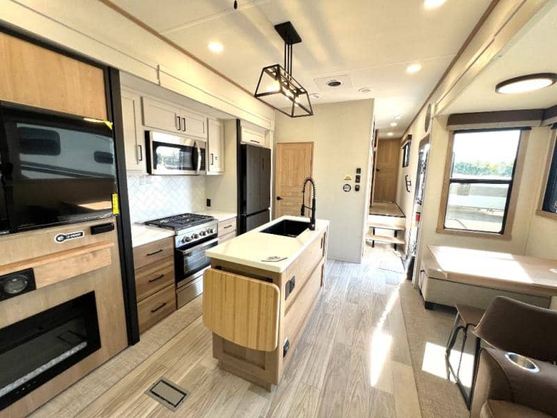 2026 Forest River 2026 Forest River Sierra - thumbnail 26