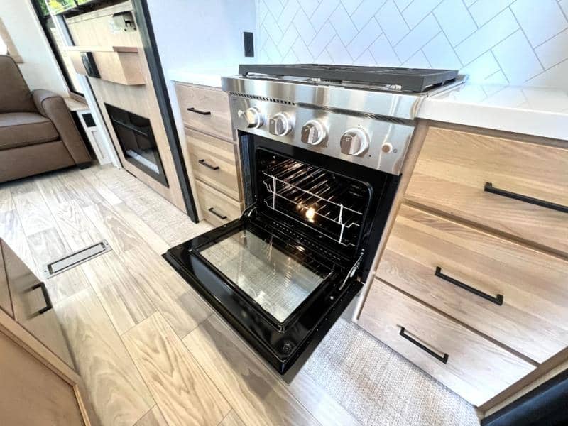 2026 Forest River 2026 Forest River Sierra - thumbnail 31