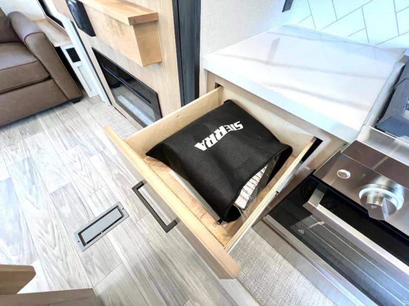 2026 Forest River 2026 Forest River Sierra - thumbnail 32