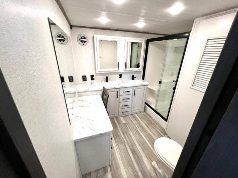 2025 Keystone RV 2025 Keystone RV Residence - thumbnail 34