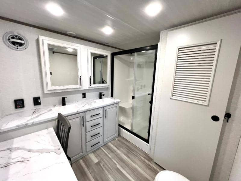 2025 Keystone RV 2025 Keystone RV Residence - thumbnail 35