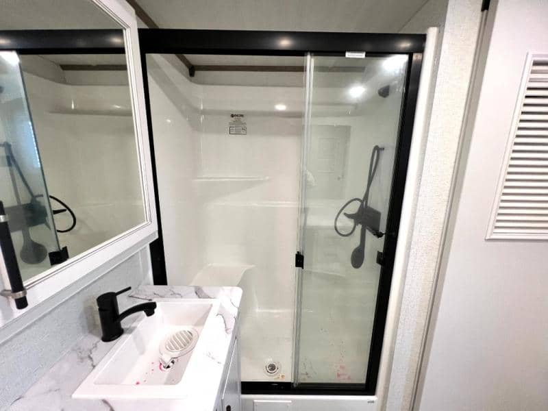 2025 Keystone RV 2025 Keystone RV Residence - thumbnail 38