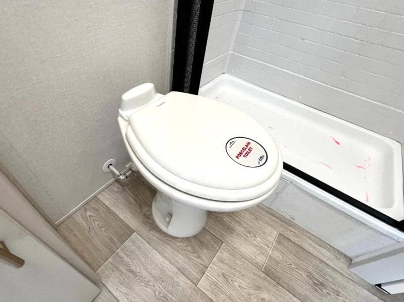 2026 East to West 2026 East to West Alta Toy Hauler - thumbnail 34