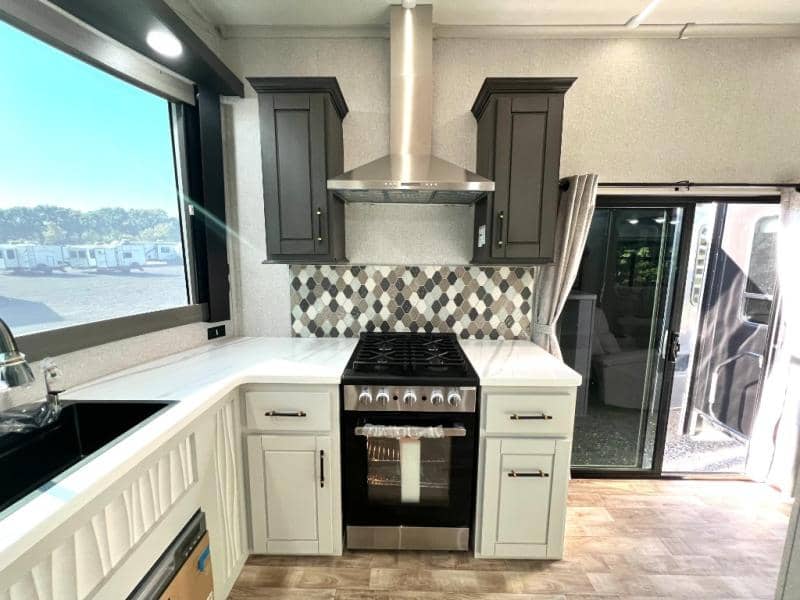 2025 CrossRoads 2025 CrossRoads Redwood Regency - thumbnail 22