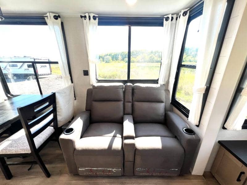 2026 Jayco 2026 Jayco Jay Flight Bungalow - thumbnail 14