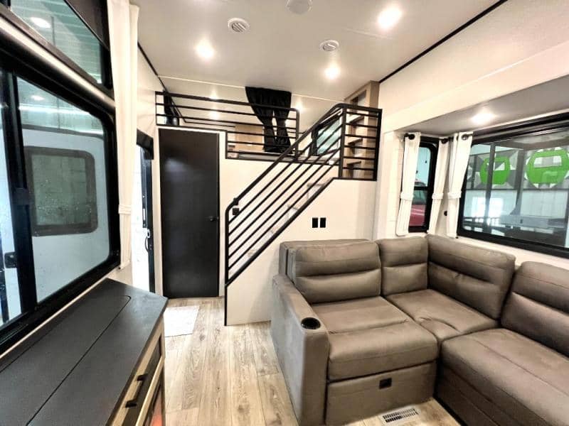 2026 Jayco 2026 Jayco Jay Flight Bungalow - thumbnail 8