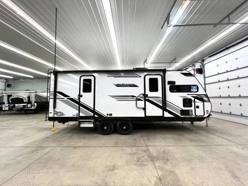 2026 Jayco 2026 Jayco Jay Feather - thumbnail 3