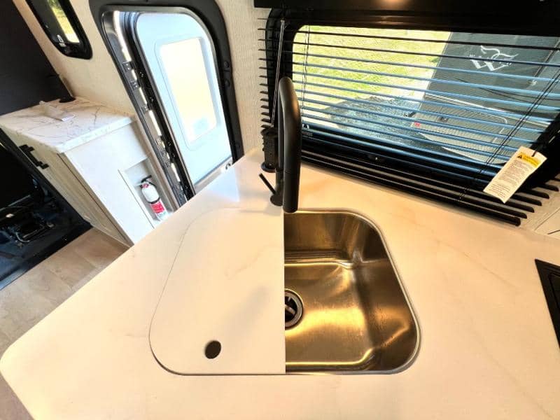 2026 NeXus RV 2026 NeXus RV Wraith - thumbnail 30