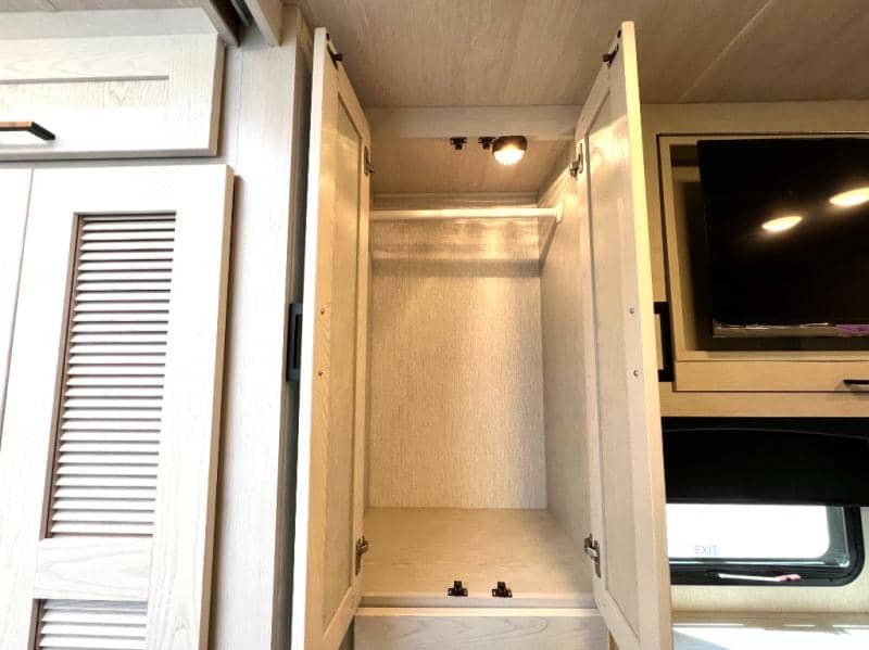 2026 NeXus RV 2026 NeXus RV Wraith - thumbnail 52