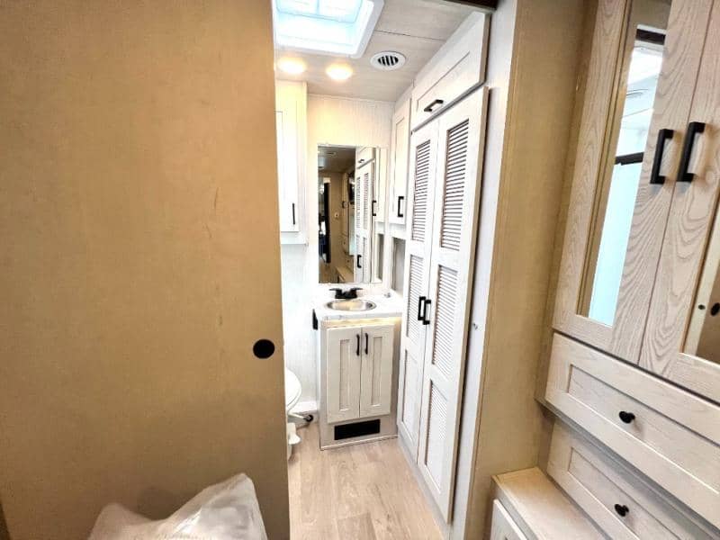 2026 NeXus RV 2026 NeXus RV Wraith - thumbnail 55