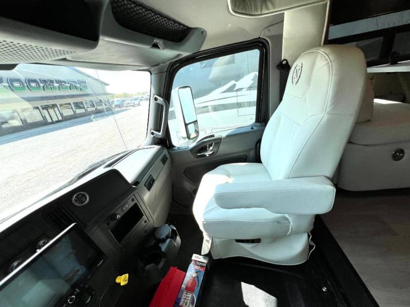 2026 NeXus RV 2026 NeXus RV Ghost - thumbnail 29