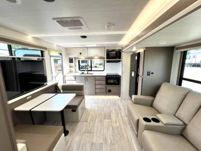 2026 East to West 2026 East to West Alta - thumbnail 4