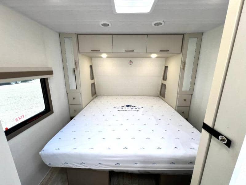 2026 East to West 2026 East to West Alta - thumbnail 42