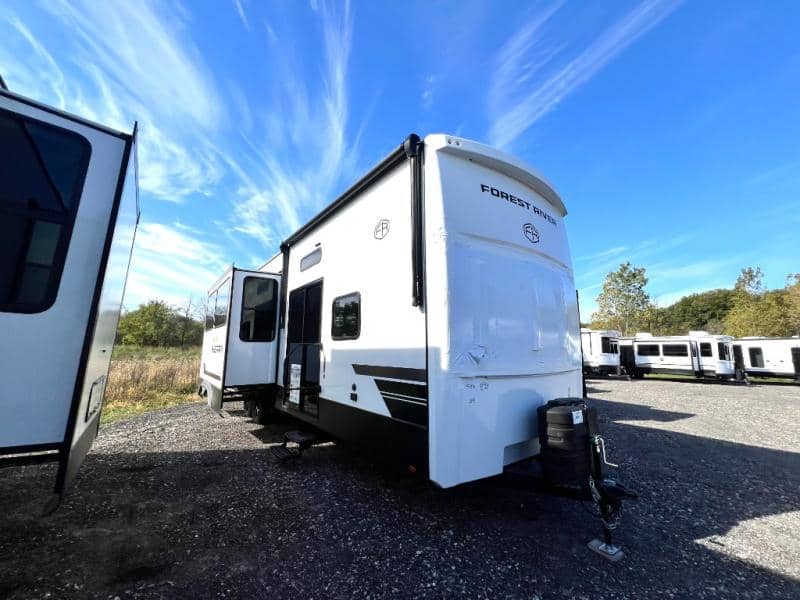 2026 Forest River 2026 Forest River Sierra - thumbnail 3